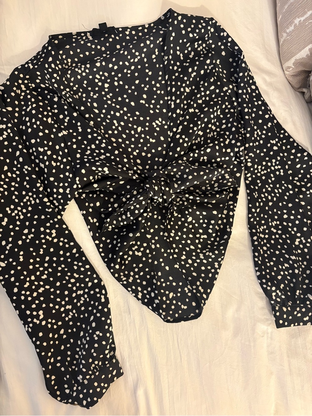 Akaiv Polka Dot Tie-Front Long Sleeve Top - Black/White